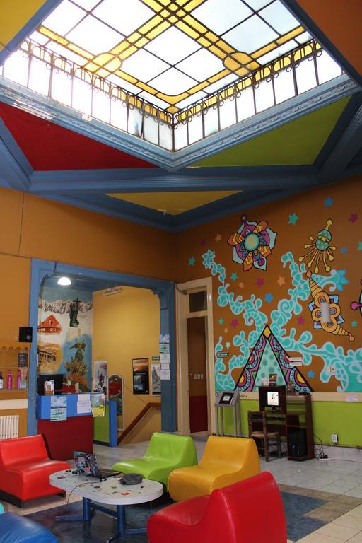 Malbec Hostel Central ميندوزا المظهر الخارجي الصورة